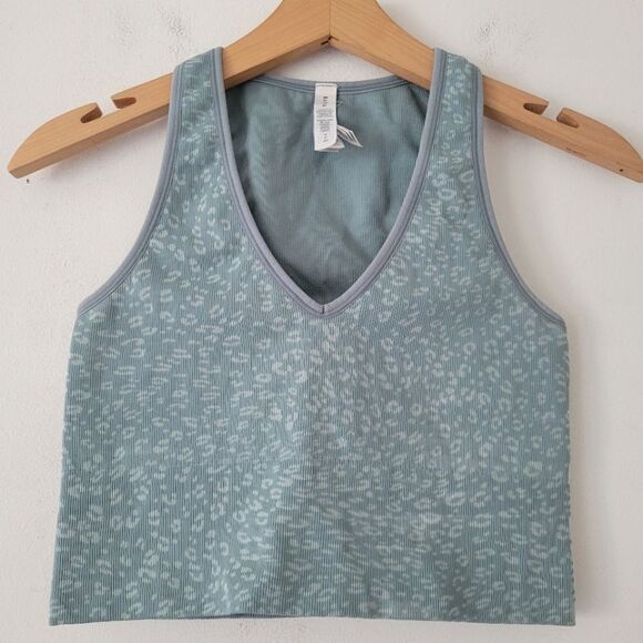Athleta Aurora Crop Top Reversible Blue Leopard Ribbed Small - Picture 1 of 7